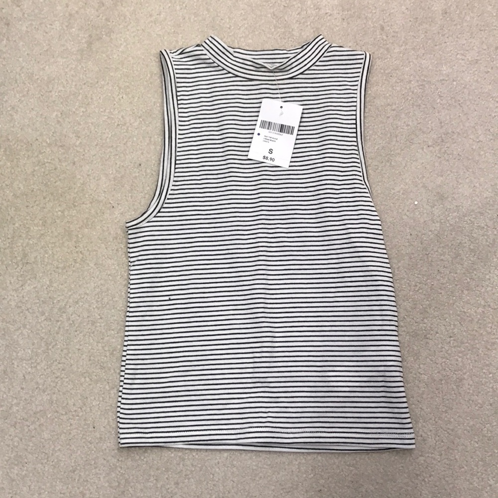 Black and white stripe mock neck crop top
